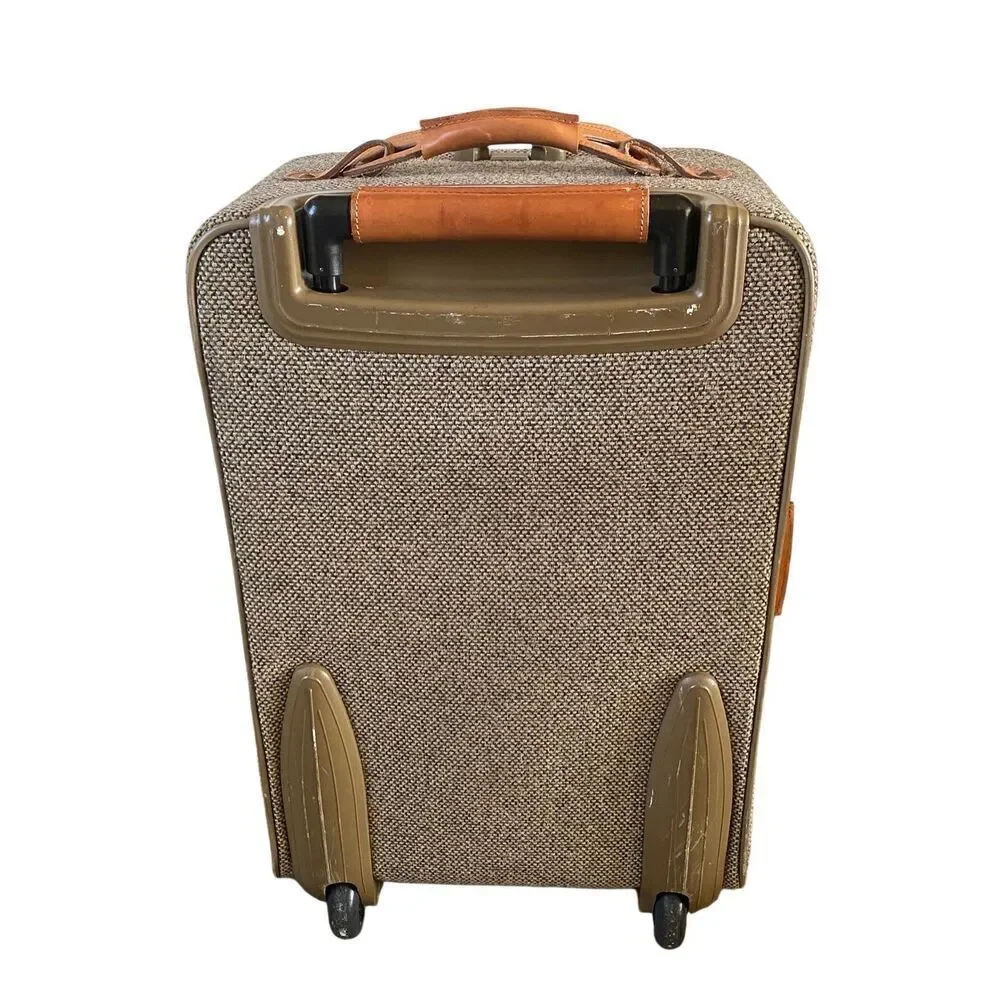 Hartmann Tweed & Belting Leather 22